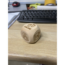 Dé de Naissance en Bois